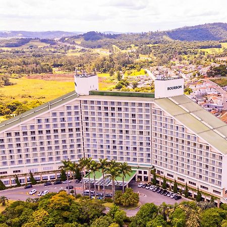 Bourbon Resort Атибая Экстерьер фото The Royal Hotel