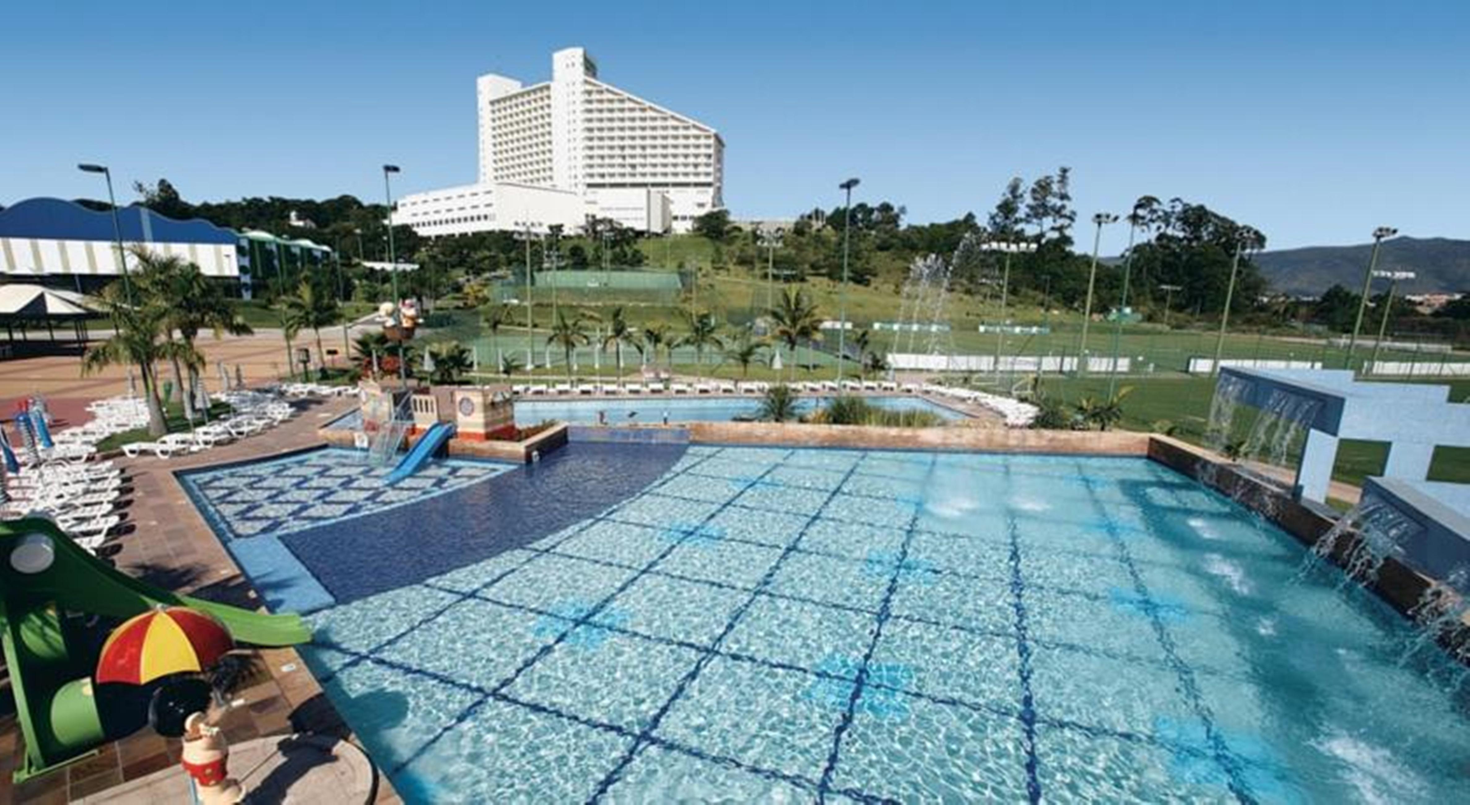 Bourbon Resort Атибая Экстерьер фото The swimming pool at the hotel