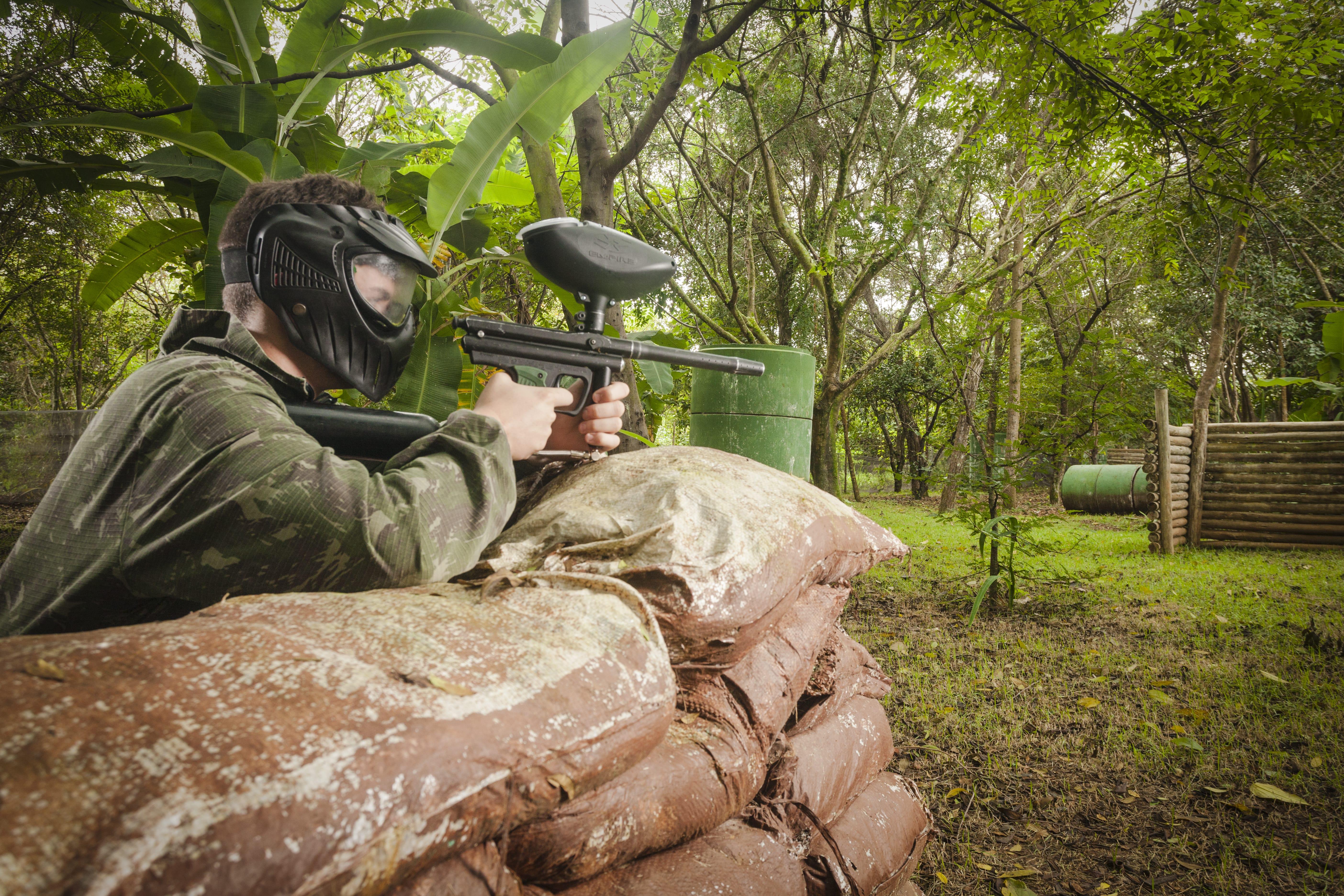 Bourbon Resort Атибая Экстерьер фото A player in a paintball game