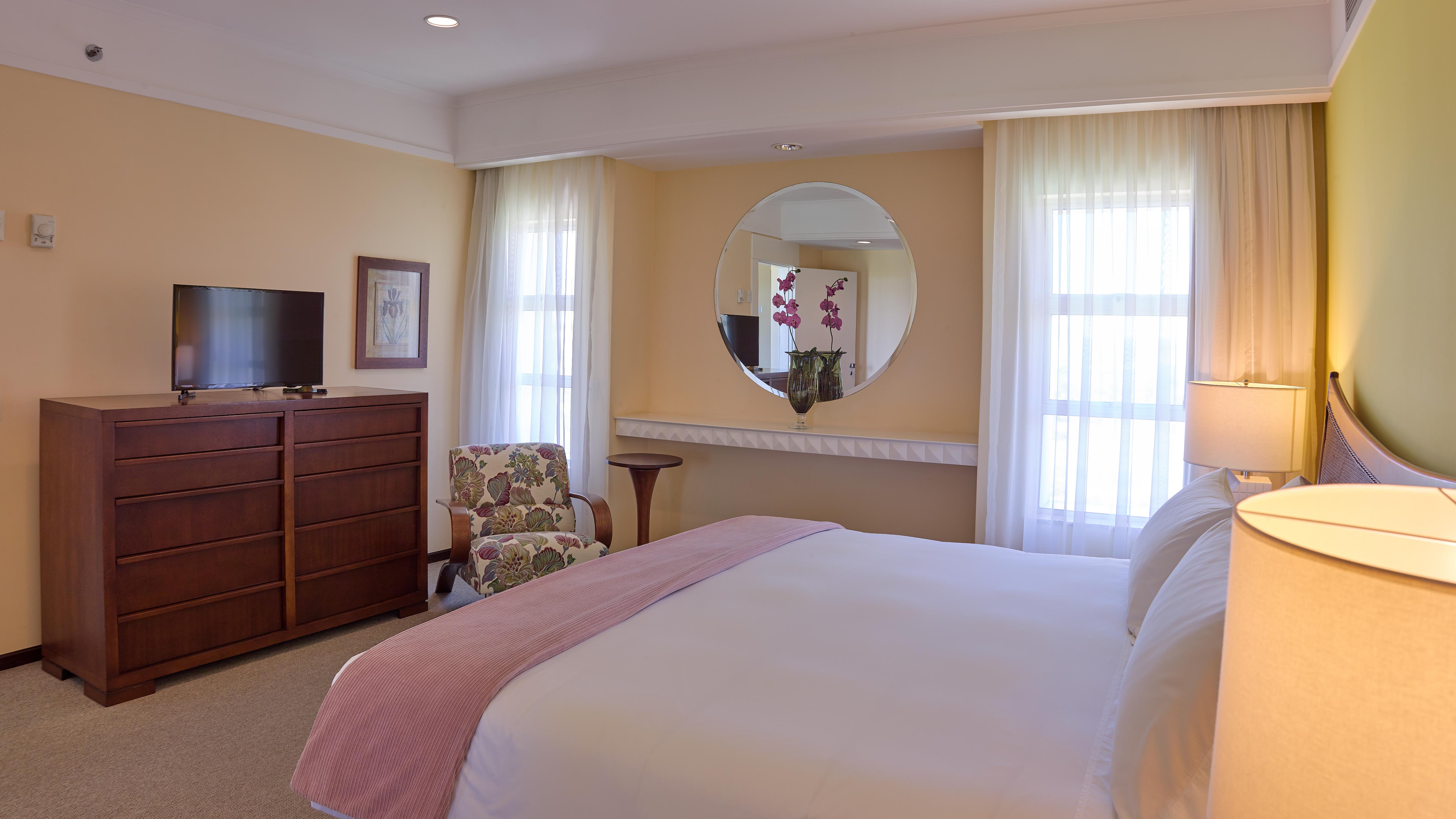 Bourbon Resort Атибая Экстерьер фото A bedroom at the Inn